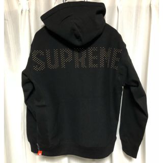 Supreme - supreme スタッズ パーカー 18ss week6 シュプリームの通販｜ラクマ