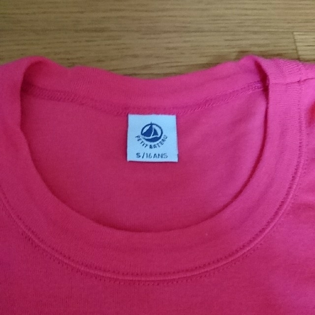 PETIT BATEAU(プチバトー)のプチバトー Tシャツ ショッキングピンク レディースのトップス(Tシャツ(半袖/袖なし))の商品写真