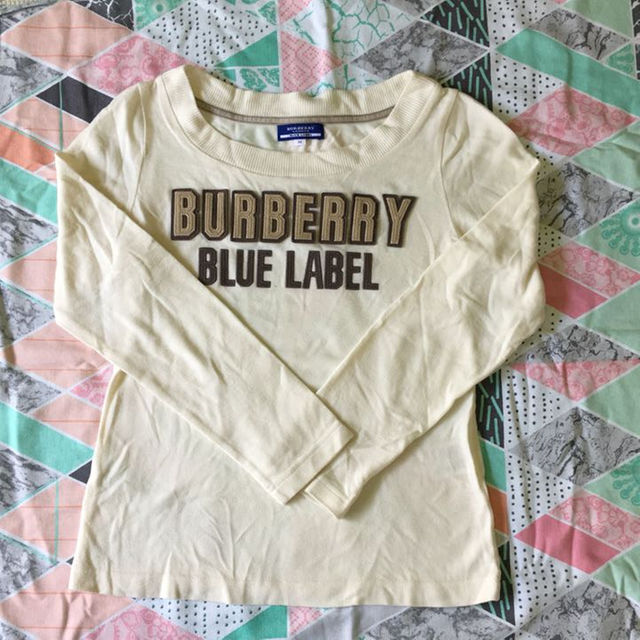 BURBERRY BLUE LABEL(バーバリーブルーレーベル)のBURBERRY BLUELABEL ロゴトップス ロンT ホワイト レディースのトップス(その他)の商品写真