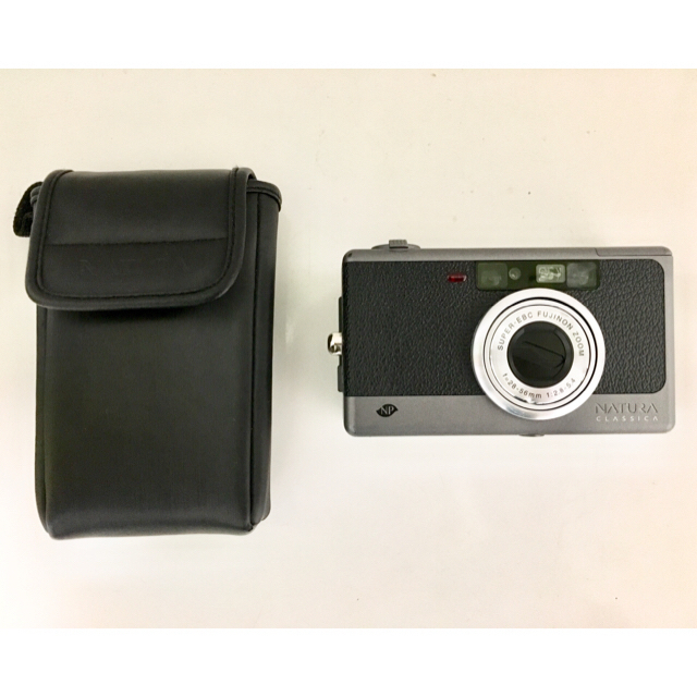 富士フイルム(フジフイルム)のるらみ様専用 ケース付 FUJIFILM natura classica  スマホ/家電/カメラのカメラ(フィルムカメラ)の商品写真