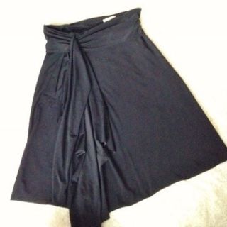 【Lady's】黒色フィット感抜群ダンス用スカート（Made in USA）(ひざ丈スカート)