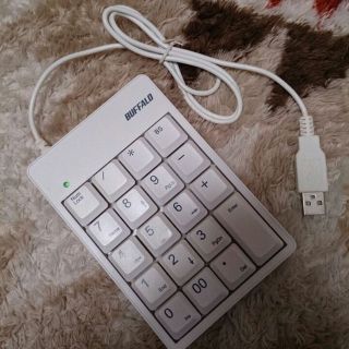 《BUFFALO》USB接続テンキーボード(PC周辺機器)