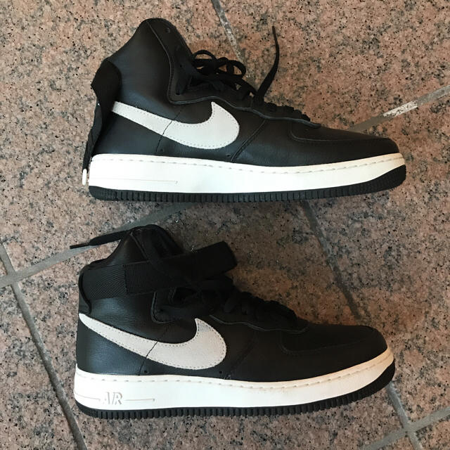 NIKE(ナイキ)のair force 1 メンズの靴/シューズ(スニーカー)の商品写真