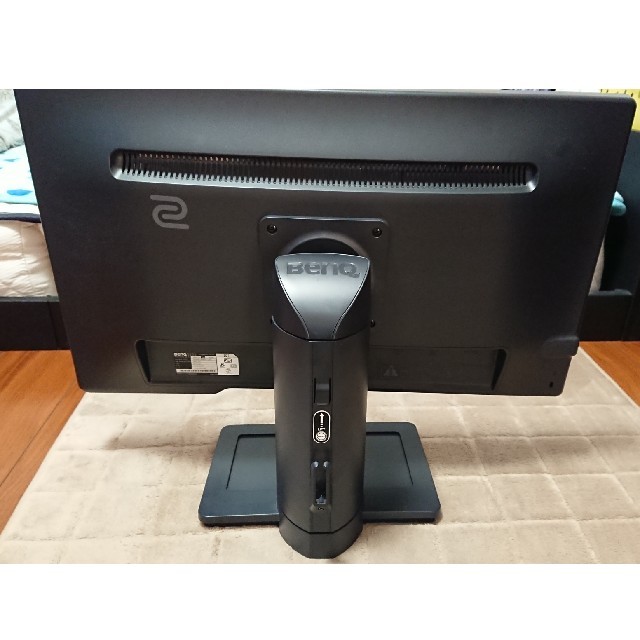 BenQ xl2411 144hzゲーミングモニターの通販 by こゆき's shop｜ラクマ