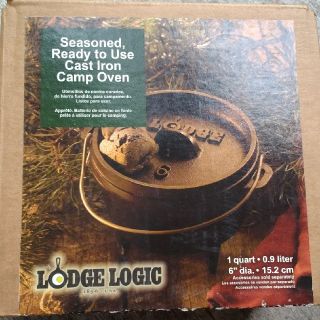 ロッジ(Lodge)のLODGE キャンプオーブン　１ｑｔ　0・９ｌ直径約15㎝重さ3㎏(調理器具)