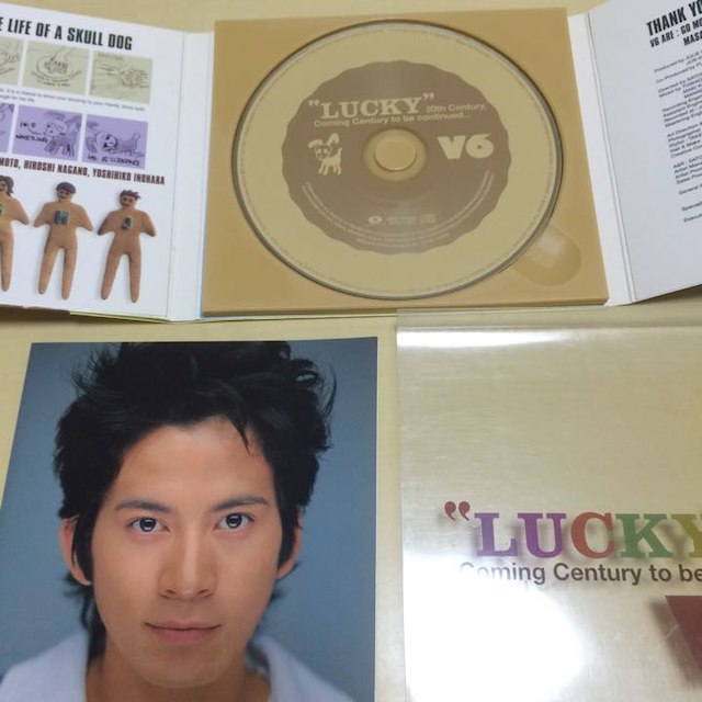 V6 CD アルバム LUCKY エンタメ/ホビーのエンタメ その他(その他)の商品写真