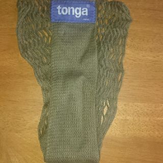 トンガ(tonga)のtonga(トンガ)Mサイズカーキ(抱っこひも/おんぶひも)