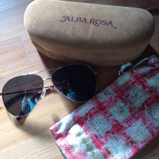 ALBA ROSA(アルバローザ)の値下げ ティアドロップ サングラス♡ レディースのファッション小物(サングラス/メガネ)の商品写真