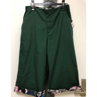 ユニクロ(UNIQLO)の★yoshimiさま専用★新品XL ユニクロ マリメッコ ワイドクロップドパンツ(クロップドパンツ)