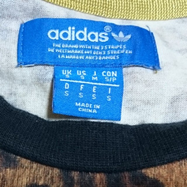 adidas(アディダス)のアディダスオリジナルス Tシャツ ヒョウ柄 メンズのトップス(Tシャツ/カットソー(半袖/袖なし))の商品写真