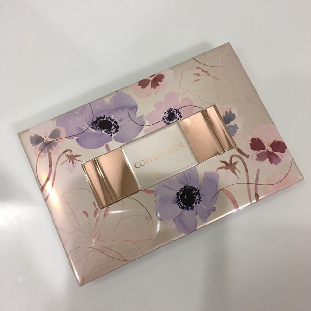 COFFRET D'OR - コフレドール♡限定 コンパクトケースの通販 by