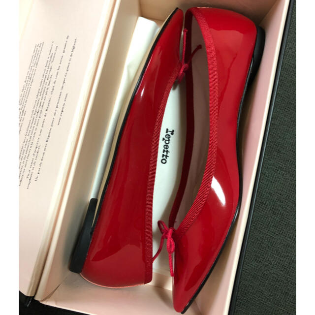 repetto(レペット)の*新品* repetto レペット ブリジット red 38 レディースの靴/シューズ(バレエシューズ)の商品写真