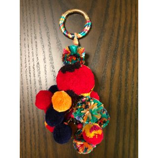 ザラ(ZARA)のZARA ザラ  ラフィア&ウールキーホルダー(キーホルダー)