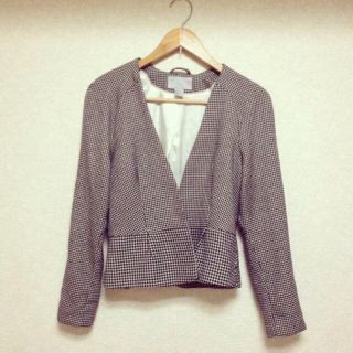 エイチアンドエム(H&M)の千鳥柄ペプラムジャケット(ノーカラージャケット)