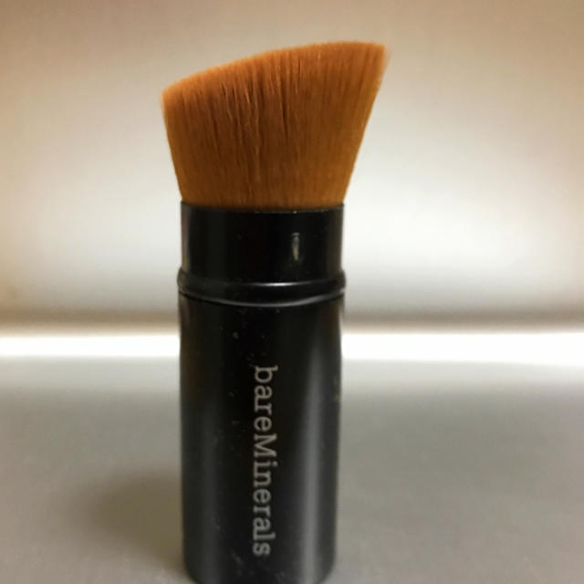 bareMinerals(ベアミネラル)のベアミネラル   コアカバレッジブラシ コスメ/美容のベースメイク/化粧品(その他)の商品写真