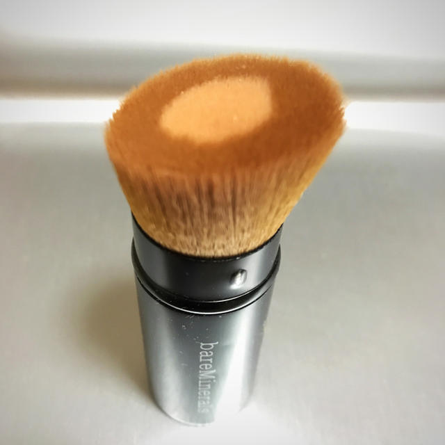 bareMinerals(ベアミネラル)のベアミネラル   コアカバレッジブラシ コスメ/美容のベースメイク/化粧品(その他)の商品写真