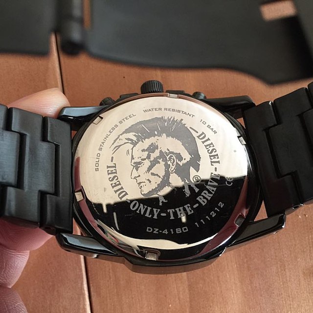 DIESEL(ディーゼル)の【美品】ディーゼル DIESEL 腕時計 メンズ ブラック DZ4180 メンズの時計(その他)の商品写真