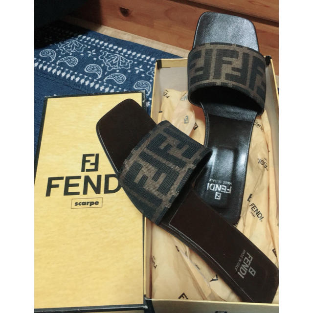 FENDI(フェンディ)のフェンディー サンダル レディースの靴/シューズ(サンダル)の商品写真