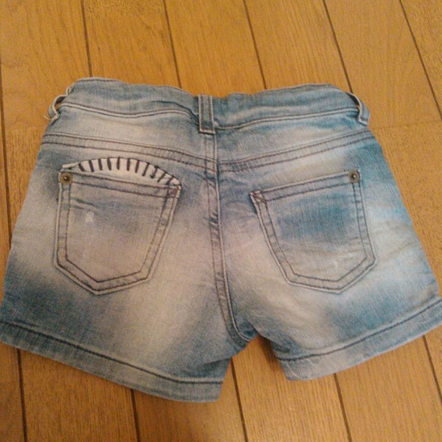 ZARA(ザラ)のZARA　Kids  100 90 キッズ/ベビー/マタニティのキッズ服男の子用(90cm~)(パンツ/スパッツ)の商品写真