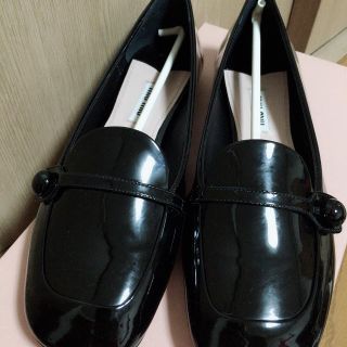 ミュウミュウ(miumiu)の新品♡ミュウミュウ♡パンプス(ローファー/革靴)