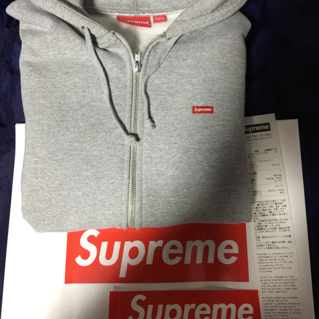 Supreme(シュプリーム)のSupreme Small Box Zip Up Sweatshirt 【M】 メンズのトップス(パーカー)の商品写真