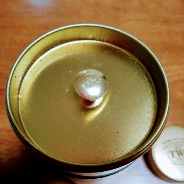 TWG TEA のフレンチアールグレイの缶 食品/飲料/酒の飲料(茶)の商品写真