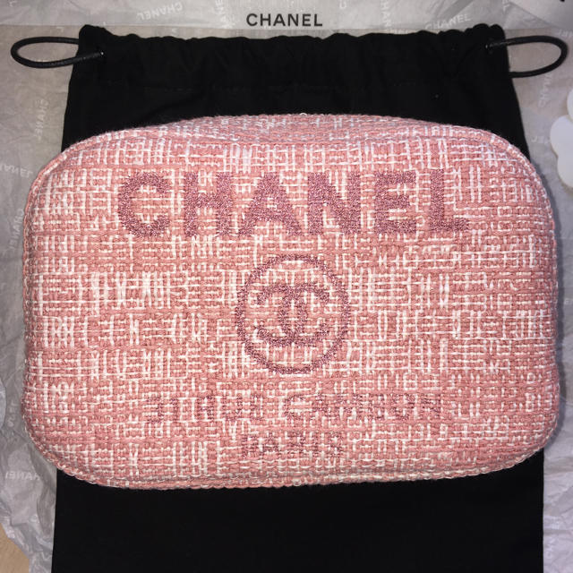 セール 登場から人気沸騰 ポーチ ドーヴィル シャネル 新品♡ - CHANEL