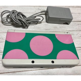 ニンテンドー3DS(ニンテンドー3DS)の3DS 本体 ホワイト ACアダプター付(携帯用ゲーム機本体)