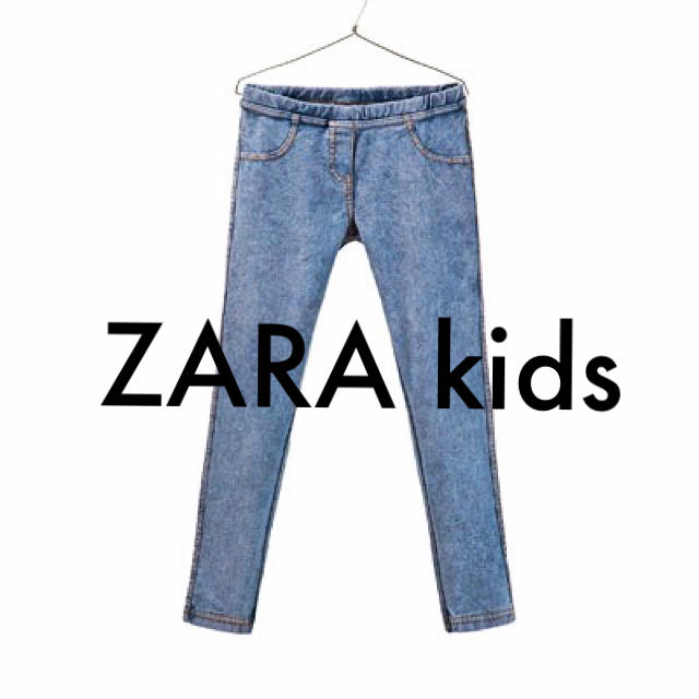 ZARA KIDS(ザラキッズ)のZARA kids(7-8才128cm) ユーズド加工デニム風レギンスパンツ キッズ/ベビー/マタニティのキッズ服女の子用(90cm~)(パンツ/スパッツ)の商品写真