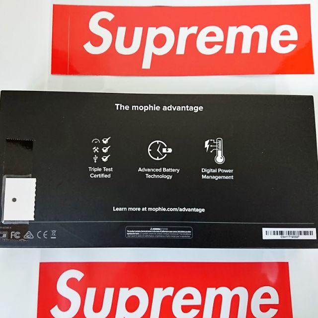 Supreme(シュプリーム)のsupreme mophie encore 20K Red スマホ/家電/カメラのスマートフォン/携帯電話(バッテリー/充電器)の商品写真