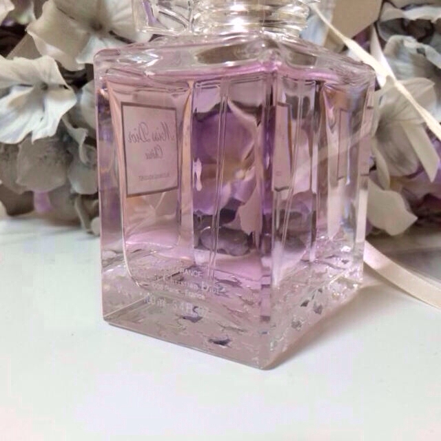 Christian Dior(クリスチャンディオール)のミスディオール♡ブルーミングブーケ100 コスメ/美容の香水(香水(女性用))の商品写真