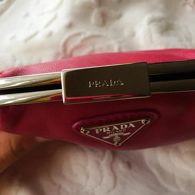 PRADA(プラダ)の★きよちゃん様専用★プラダ がま口 財布 レディースのファッション小物(コインケース)の商品写真