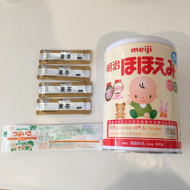 明治(メイジ)の明治 ほほえみ 粉ミルク おまけ付き キッズ/ベビー/マタニティの授乳/お食事用品(その他)の商品写真