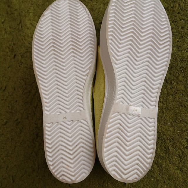 くみゅ様確認専用✨grace gardenイエロースニーカー レディースの靴/シューズ(スニーカー)の商品写真