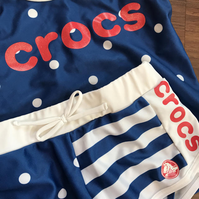 crocs(クロックス)のcrocs 水着👙 キッズ/ベビー/マタニティのキッズ服女の子用(90cm~)(水着)の商品写真
