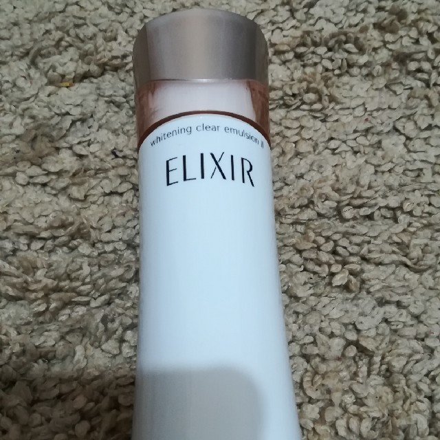 ELIXIR(エリクシール)のエリクシール　3点 コスメ/美容のベースメイク/化粧品(化粧下地)の商品写真