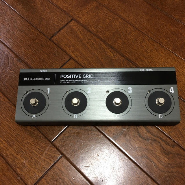 POSITIVE GRID BT-4・ZOOM FP02M 美品 楽器のDTM/DAW(その他)の商品写真