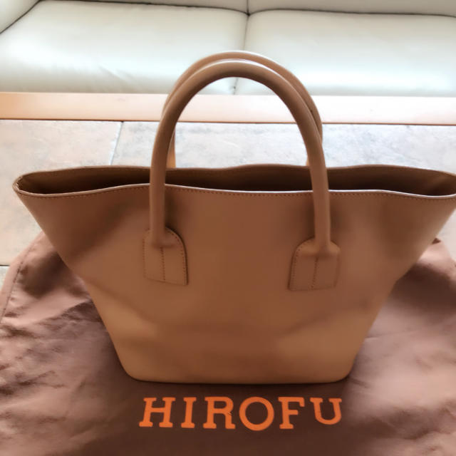 ヒロフHIROFU 台形トート バッグ レディースのバッグ(トートバッグ)の商品写真