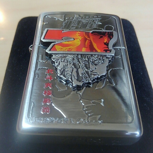 ZIPPO(ジッポー)のパチスロ 北斗の拳 ジッポ zippo エンタメ/ホビーのテーブルゲーム/ホビー(パチンコ/パチスロ)の商品写真