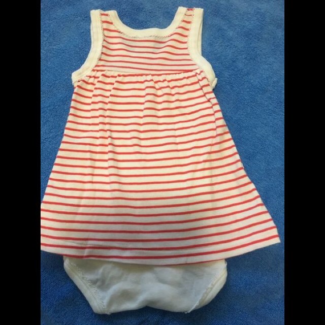 PETIT BATEAU(プチバトー)の値下げ未使用☆プチバトー  ボディワンピ  60〜70 赤 キッズ/ベビー/マタニティのベビー服(~85cm)(その他)の商品写真