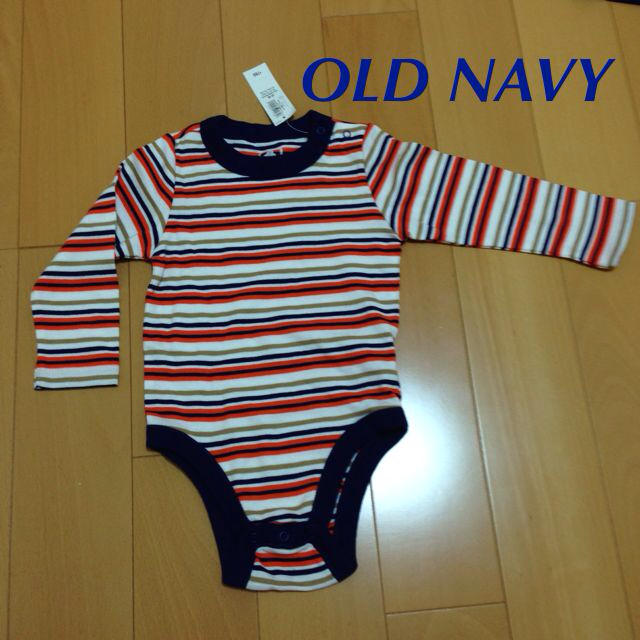 Old Navy(オールドネイビー)の新品 12-18m 長袖ボディスーツ☆ キッズ/ベビー/マタニティのベビー服(~85cm)(ロンパース)の商品写真