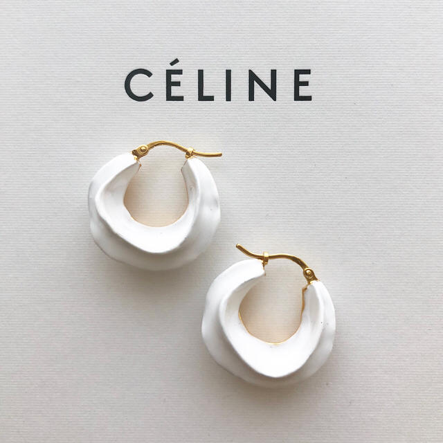 celine(セリーヌ)のk様専用 18ss celine スワール スモール フープ ピアス レディースのアクセサリー(ピアス)の商品写真