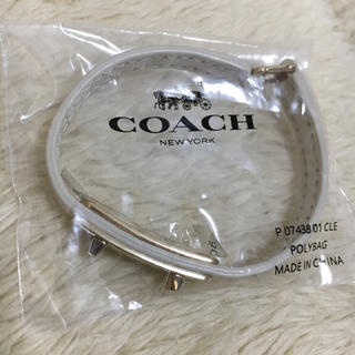 コーチ(COACH)のCOACH ブレスレット ベルト ゴールド 格安 新品 未使用(ブレスレット/バングル)