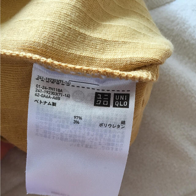 UNIQLO(ユニクロ)の＊リブTシャツ＊黄色＊ユニクロ レディースのトップス(Tシャツ(長袖/七分))の商品写真