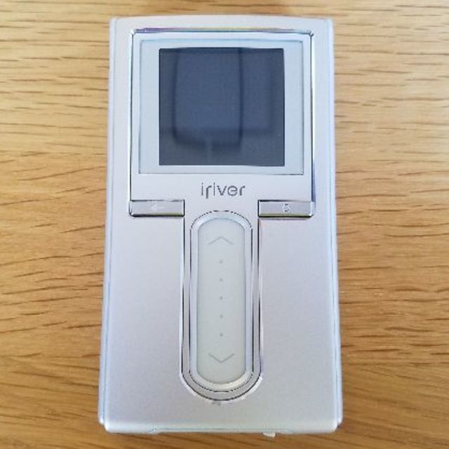 iriver(アイリバー)のアイリバー HDDプレーヤー H10 中古 スマホ/家電/カメラのオーディオ機器(ポータブルプレーヤー)の商品写真