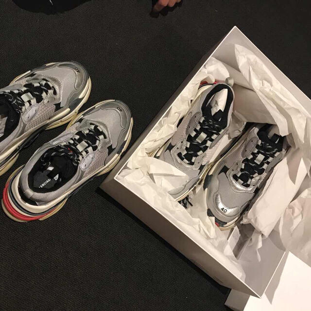 スニーカー BALENCIAGA - balenciaga triples 40