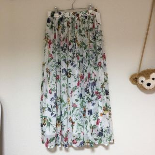 イング(INGNI)のINGNI♡花柄ロンスカ タグ付き新品✨(ロングスカート)