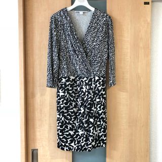 ダイアンフォンファステンバーグ(DIANE von FURSTENBERG)の美品【diane von furstenberg】シルク 100% ワンピース(ひざ丈ワンピース)