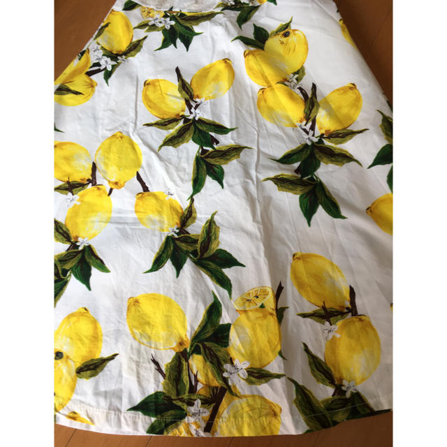 fifth(フィフス)のfifth レモン柄スカート レディースのスカート(ひざ丈スカート)の商品写真