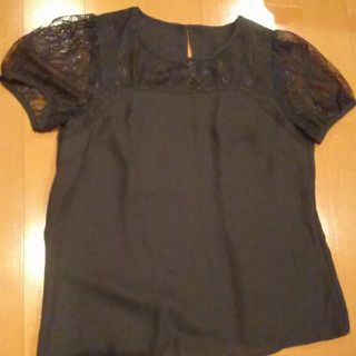 ジャスグリッティー(JUSGLITTY)のジャスグリッティー❤️肩レーストップス(Tシャツ(半袖/袖なし))